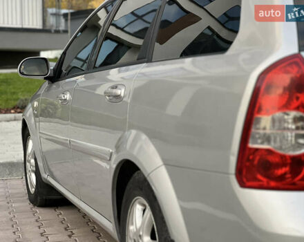 Серый Шевроле Нубира, объемом двигателя 1.8 л и пробегом 303 тыс. км за 3950 $, фото 20 на Automoto.ua