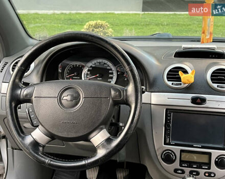 Серый Шевроле Нубира, объемом двигателя 1.8 л и пробегом 303 тыс. км за 3950 $, фото 44 на Automoto.ua