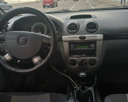 Серый Шевроле Нубира, объемом двигателя 1.6 л и пробегом 215 тыс. км за 4100 $, фото 2 на Automoto.ua