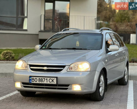 Серый Шевроле Нубира, объемом двигателя 1.8 л и пробегом 303 тыс. км за 3950 $, фото 7 на Automoto.ua