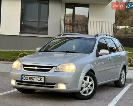 Серый Шевроле Нубира, объемом двигателя 1.8 л и пробегом 303 тыс. км за 3950 $, фото 3 на Automoto.ua