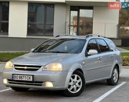 Серый Шевроле Нубира, объемом двигателя 1.8 л и пробегом 303 тыс. км за 3950 $, фото 4 на Automoto.ua