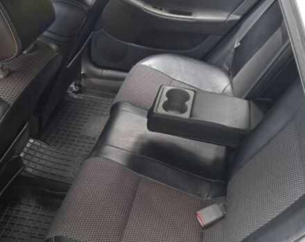 Серый Шевроле Нубира, объемом двигателя 1.8 л и пробегом 205 тыс. км за 4000 $, фото 4 на Automoto.ua