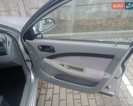 Серый Шевроле Нубира, объемом двигателя 1.6 л и пробегом 272 тыс. км за 5600 $, фото 14 на Automoto.ua