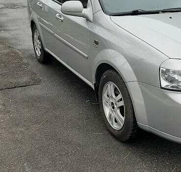 Серый Шевроле Нубира, объемом двигателя 1.8 л и пробегом 156 тыс. км за 5900 $, фото 11 на Automoto.ua