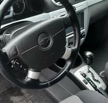 Серый Шевроле Нубира, объемом двигателя 1.8 л и пробегом 156 тыс. км за 5900 $, фото 6 на Automoto.ua