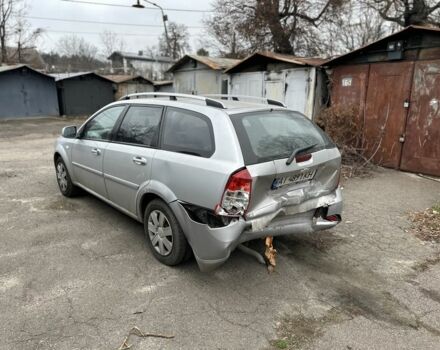 Серый Шевроле Нубира, объемом двигателя 1.6 л и пробегом 385 тыс. км за 1850 $, фото 4 на Automoto.ua