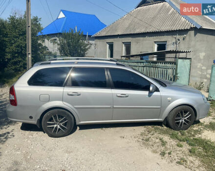 Серый Шевроле Нубира, объемом двигателя 1.6 л и пробегом 170 тыс. км за 5200 $, фото 1 на Automoto.ua