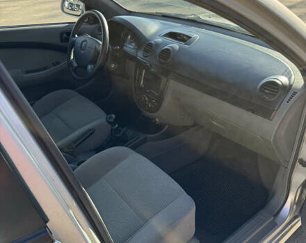 Серый Шевроле Нубира, объемом двигателя 1.6 л и пробегом 264 тыс. км за 4500 $, фото 23 на Automoto.ua