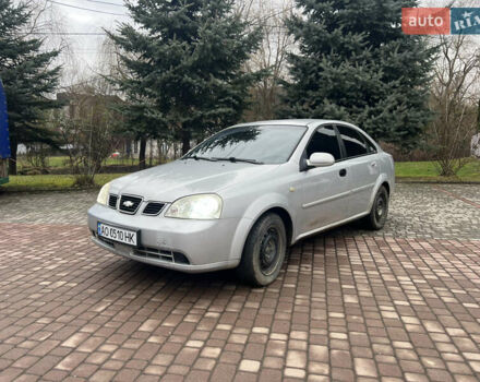 Серый Шевроле Нубира, объемом двигателя 1.6 л и пробегом 220 тыс. км за 3200 $, фото 1 на Automoto.ua