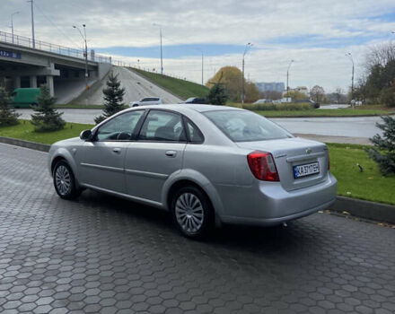 Серый Шевроле Нубира, объемом двигателя 1.8 л и пробегом 360 тыс. км за 3500 $, фото 1 на Automoto.ua