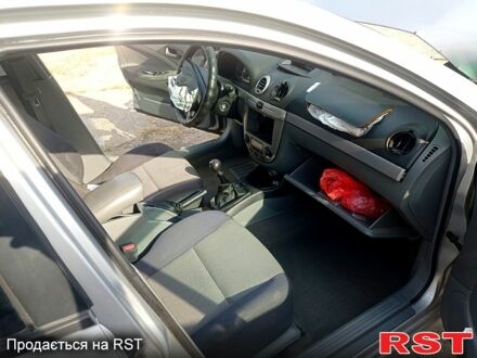 Серый Шевроле Нубира, объемом двигателя 1.8 л и пробегом 176 тыс. км за 1200 $, фото 1 на Automoto.ua