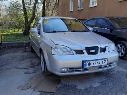 Шевроле Нубіра 2004 у Рівному на Automoto.ua Сірий Шевроле Нубіра, об'ємом двигуна 1.6 л та пробігом 215 тис. км за 3100 $, фото 1 на Automoto.ua
