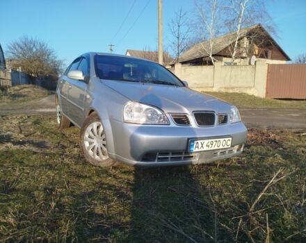 Серый Шевроле Нубира, объемом двигателя 1.8 л и пробегом 300 тыс. км за 3700 $, фото 1 на Automoto.ua