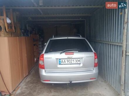 Серый Шевроле Нубира, объемом двигателя 1.6 л и пробегом 272 тыс. км за 5600 $, фото 1 на Automoto.ua