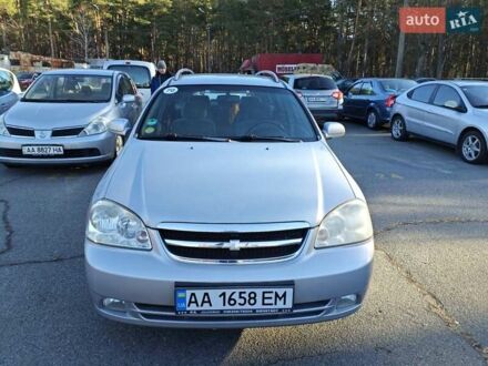 Шевроле Нубіра 2008 у Києві на Automoto.ua Сірий Шевроле Нубіра, об'ємом двигуна 1.6 л та пробігом 270 тис. км за 4500 $, фото 1 на Automoto.ua