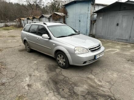 Серый Шевроле Нубира, объемом двигателя 1.6 л и пробегом 385 тыс. км за 1850 $, фото 1 на Automoto.ua