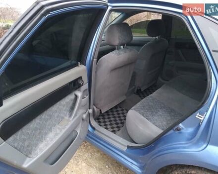 Синий Шевроле Нубира, объемом двигателя 1.8 л и пробегом 264 тыс. км за 3700 $, фото 10 на Automoto.ua