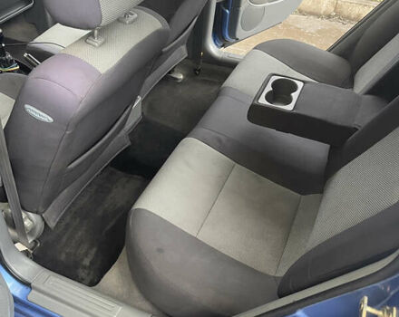 Синий Шевроле Нубира, объемом двигателя 1.8 л и пробегом 252 тыс. км за 4500 $, фото 18 на Automoto.ua