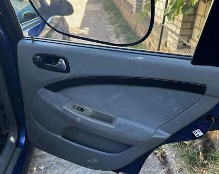 Синий Шевроле Нубира, объемом двигателя 1.6 л и пробегом 144 тыс. км за 5550 $, фото 18 на Automoto.ua