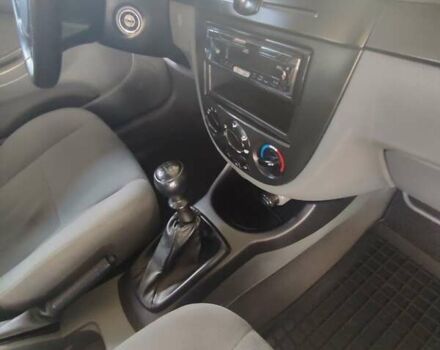 Синий Шевроле Нубира, объемом двигателя 1.6 л и пробегом 142 тыс. км за 4800 $, фото 15 на Automoto.ua