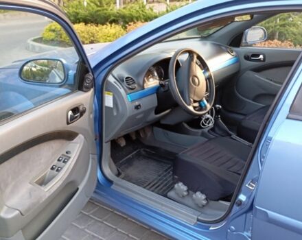 Синий Шевроле Нубира, объемом двигателя 1.6 л и пробегом 200 тыс. км за 3600 $, фото 5 на Automoto.ua