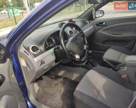 Синий Шевроле Нубира, объемом двигателя 1.8 л и пробегом 227 тыс. км за 5899 $, фото 14 на Automoto.ua