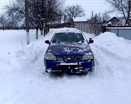 Синий Шевроле Нубира, объемом двигателя 1.8 л и пробегом 380 тыс. км за 2700 $, фото 1 на Automoto.ua
