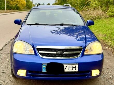 Синий Шевроле Нубира, объемом двигателя 1.6 л и пробегом 200 тыс. км за 3999 $, фото 1 на Automoto.ua