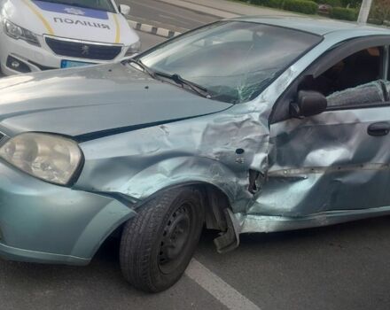 Зелений Шевроле Нубіра, об'ємом двигуна 1.6 л та пробігом 300 тис. км за 1500 $, фото 7 на Automoto.ua