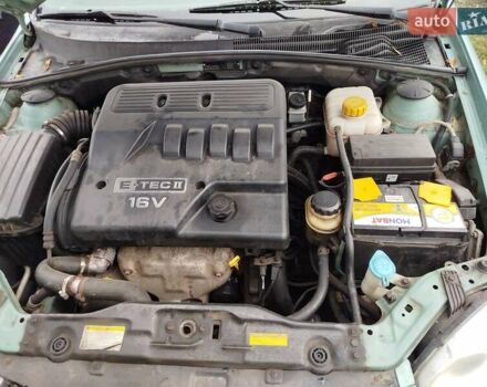 Зеленый Шевроле Нубира, объемом двигателя 1.6 л и пробегом 245 тыс. км за 3900 $, фото 13 на Automoto.ua