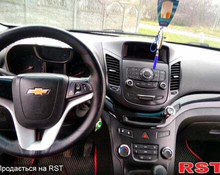 Шевроле Орландо 2011 в Днепре (Днепропетровске) на Automoto.ua Белый Шевроле Орландо, объемом двигателя 2 л и пробегом 240 тыс. км за 7700 $, фото 2 на Automoto.ua