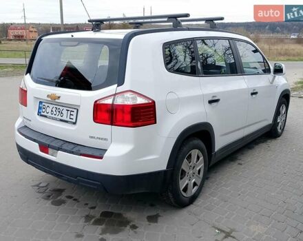 Белый Шевроле Орландо, объемом двигателя 1.8 л и пробегом 262 тыс. км за 7260 $, фото 5 на Automoto.ua
