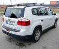 Белый Шевроле Орландо, объемом двигателя 1.8 л и пробегом 262 тыс. км за 8000 $, фото 5 на Automoto.ua