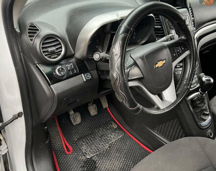 Белый Шевроле Орландо, объемом двигателя 1.8 л и пробегом 280 тыс. км за 7800 $, фото 12 на Automoto.ua