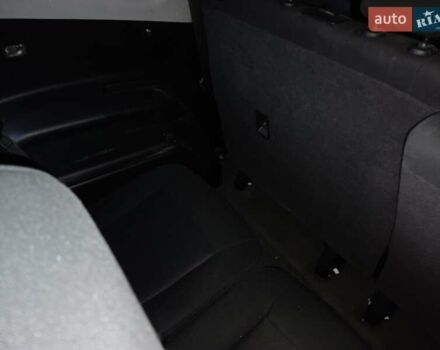 Белый Шевроле Орландо, объемом двигателя 1.8 л и пробегом 180 тыс. км за 8900 $, фото 21 на Automoto.ua