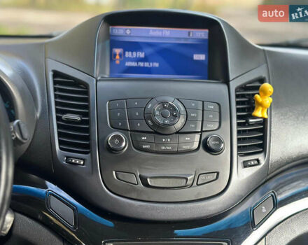 Белый Шевроле Орландо, объемом двигателя 2 л и пробегом 219 тыс. км за 9600 $, фото 15 на Automoto.ua