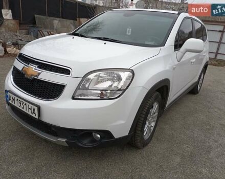 Белый Шевроле Орландо, объемом двигателя 1.8 л и пробегом 180 тыс. км за 8900 $, фото 3 на Automoto.ua