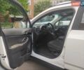 Білий Шевроле Орландо, об'ємом двигуна 1.8 л та пробігом 224 тис. км за 7999 $, фото 10 на Automoto.ua
