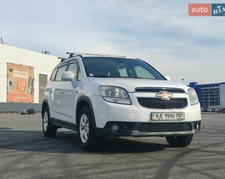 Білий Шевроле Орландо, об'ємом двигуна 1.8 л та пробігом 224 тис. км за 7999 $, фото 1 на Automoto.ua