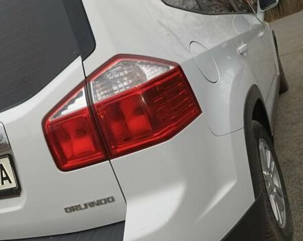 Белый Шевроле Орландо, объемом двигателя 1.8 л и пробегом 180 тыс. км за 8900 $, фото 23 на Automoto.ua