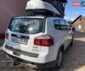 Білий Шевроле Орландо, об'ємом двигуна 2 л та пробігом 215 тис. км за 8800 $, фото 2 на Automoto.ua