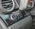 Білий Шевроле Орландо, об'ємом двигуна 2 л та пробігом 120 тис. км за 8800 $, фото 12 на Automoto.ua