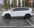 Білий Шевроле Орландо, об'ємом двигуна 2 л та пробігом 120 тис. км за 8800 $, фото 3 на Automoto.ua