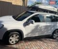 Білий Шевроле Орландо, об'ємом двигуна 2 л та пробігом 215 тис. км за 8800 $, фото 6 на Automoto.ua