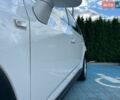 Білий Шевроле Орландо, об'ємом двигуна 2 л та пробігом 177 тис. км за 9500 $, фото 26 на Automoto.ua