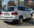 Білий Шевроле Орландо, об'ємом двигуна 2.38 л та пробігом 111 тис. км за 8500 $, фото 10 на Automoto.ua
