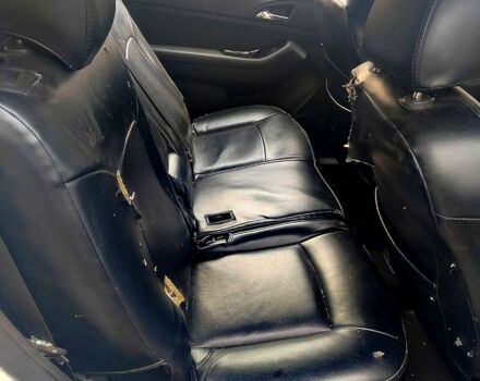 Білий Шевроле Орландо, об'ємом двигуна 2 л та пробігом 178 тис. км за 3200 $, фото 5 на Automoto.ua