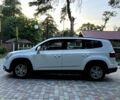 Білий Шевроле Орландо, об'ємом двигуна 2 л та пробігом 164 тис. км за 10200 $, фото 3 на Automoto.ua