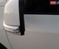 Білий Шевроле Орландо, об'ємом двигуна 2 л та пробігом 180 тис. км за 11000 $, фото 17 на Automoto.ua